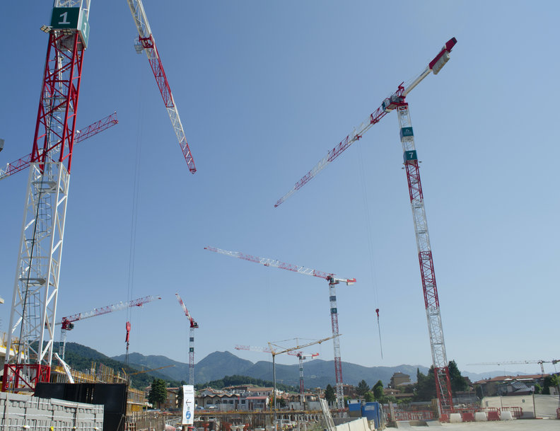 Potain cranes lead construction on Chorus Life smart city project in Bergamo, northern Italy